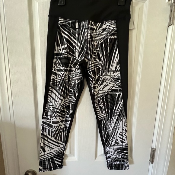 Calvin Klein Performance High Waist Slimming Compression Black/White Leggings M - Picture 2 of 9